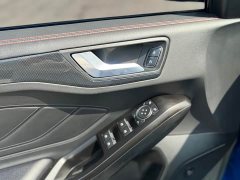 Ford Focus Hatchback EcoBoost 180 Automatic ST Line - ფოტო 16