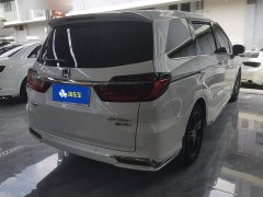 Honda Odyssey 2022 2.0L e:HEV Sharp Radiance Edition - ფოტო 3