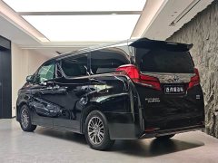 Toyota Alphard Hybrid 2.5L Premium Edition - ფოტო 11