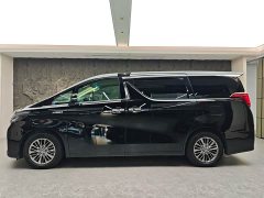 Toyota Alphard Hybrid 2.5L Premium Edition - ფოტო 3
