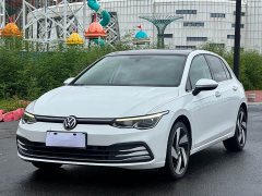 Volkswagen Golf 2021 280TSI DSG Pro - ფოტო 1
