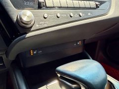Lexus ES 2022 300h Excellence Edition - ფოტო 12
