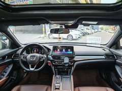 Honda Yingshipai Sharp Hybrid 2.0L Pure Elegance Edition - ფოტო 9