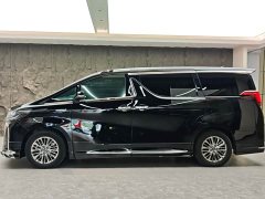 Toyota Alphard 2021 Hybrid 2.5L Luxury - ფოტო 3