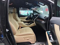 Toyota Alphard 2021 Hybrid 2.5L Luxury - ფოტო 8