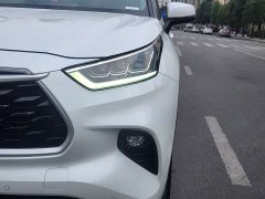 Toyota Highlander 2.5L Intelligent Hybrid AWD Premium 7-Seater - ფოტო 4