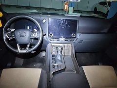 Lexus GX OVERTRAIL Peak Edition - ფოტო 12
