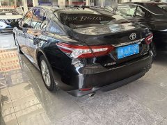 Toyota Camry 2.0G Luxury - ფოტო 4