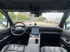 NIO ES8 100kWh Seven-Seater - ფოტო 18