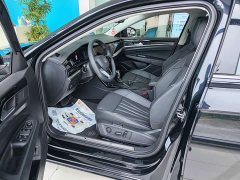 Volkswagen Passat 380TSI Dragon Prestige Edition - ფოტო 2
