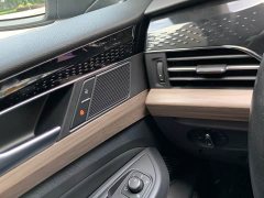 Volkswagen Passat 330TSI Luxury - ფოტო 17
