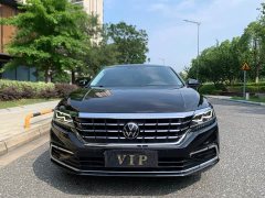 Volkswagen Passat 330TSI Luxury - ფოტო 2
