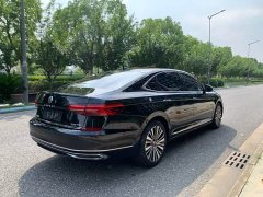 Volkswagen Passat 330TSI Luxury - ფოტო 8