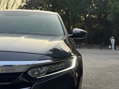 Honda Accord 260TURBO Luxury Edition - ფოტო 16