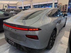 Xpeng P7 2020 670N - ფოტო 9