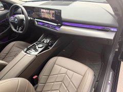 BMW 5 Series 530Li Premier M Sport Package - ფოტო 18