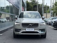 Volvo XC90 B6 Inscription Luxury 7-Seater - ფოტო 2