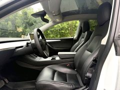 Tesla Model Y Rear-Wheel Drive - ფოტო 3