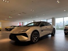 Lotus EMEYA 2025 600 Touring - ფოტო 1