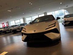 Lotus EMEYA 2025 600 Touring - ფოტო 2