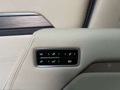 Toyota 2023 2.0T Seven-Seat Premium Edition - ფოტო 17