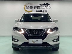 Nissan Qashqai 2.5L CVT 4WD XL Smart Connect Premium Edition - ფოტო 2
