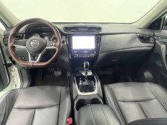 Nissan Qashqai 2.5L CVT 4WD XL Smart Connect Premium Edition - ფოტო 6
