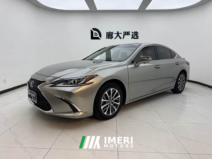 Lexus ES 300h Excellence