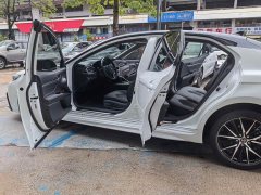 Toyota Camry 2.0S Sharp Luxury Edition - ფოტო 15