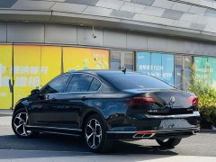 Volkswagen Magotan 2 Million Units Celebration Edition 330TSI DSG Luxury - ფოტო 3