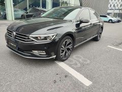 Volkswagen Magotan 2021 330TSI DSG 30th Anniversary Edition - ფოტო 1