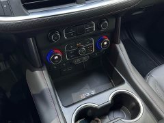 Porsche Suburban 2022 5.3L US-spec - ფოტო 11