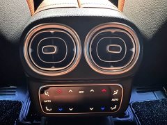 Mercedes-Benz GLC 2024 GLC 260 L 4MATIC Luxury 7-Seater - ფოტო 15