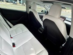 Tesla Model 3 Performance All-Wheel Drive - ფოტო 13