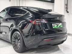 Tesla Model Y Rear-Wheel Drive - ფოტო 11