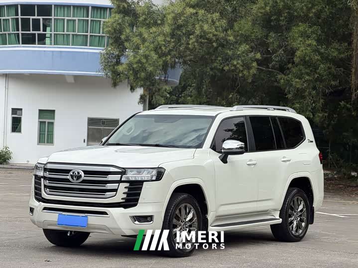 Toyota Land Cruiser (Imported) LC300 4.0L Automatic