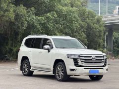 Toyota Land Cruiser (Imported) LC300 2022 4.0L Automatic - ფოტო 3