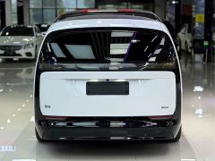 Li Auto MEGA Ultra Smart Refresh Edition - ფოტო 14
