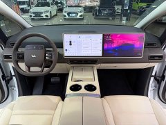 Li Auto MEGA Ultra Smart Refresh Edition - ფოტო 5