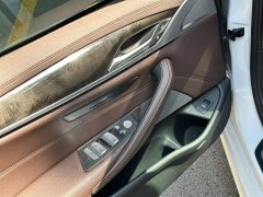 BMW 5 Series 525Li M Sport Package - ფოტო 5