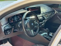 BMW 5 Series 525Li M Sport Package - ფოტო 6
