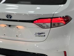 Toyota Corolla Hybrid 1.8H E-CVT Sport - ფოტო 8
