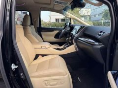 Toyota Alphard Hybrid 2.5L Luxury - ფოტო 7