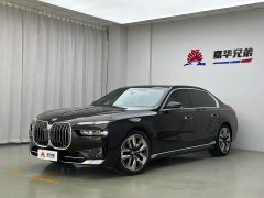 BMW 7 Series 740Li Luxury Package - ფოტო 1