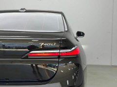 BMW 7 Series 740Li Luxury Package - ფოტო 13