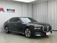BMW 7 Series 740Li Luxury Package - ფოტო 4