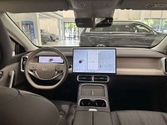 Leapmotor B01 670 Deluxe Edition - ფოტო 9