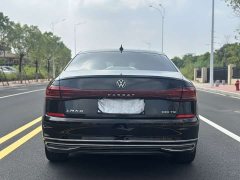 Volkswagen Passat 330TSI Luxury - ფოტო 8