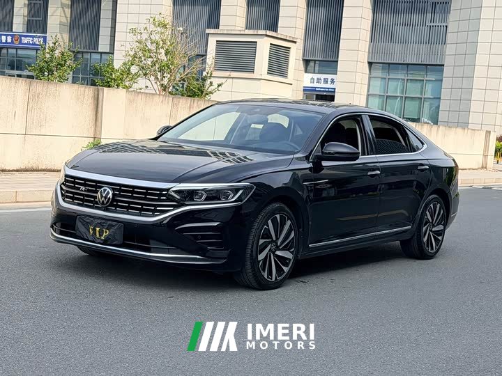 Volkswagen Passat 380TSI Dragon Prestige Edition - ავტომობილი ჩინეთიდან