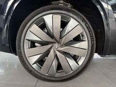 Li Auto L9 Livis - ფოტო 7
